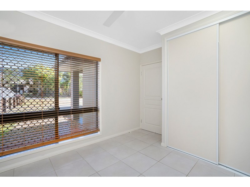 73 Fitzmaurice Drive, Bentley Park QLD 4869