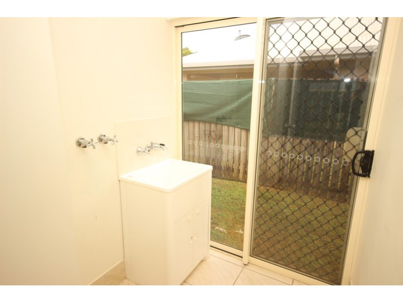 39 Cliffdale Street, Bentley Park QLD 4869