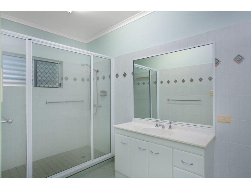 29 Wesel Street, Bentley Park QLD 4869