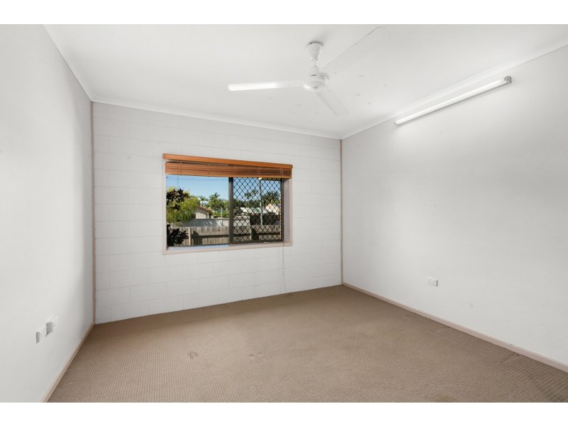 2 Witney Close, Edmonton QLD 4869