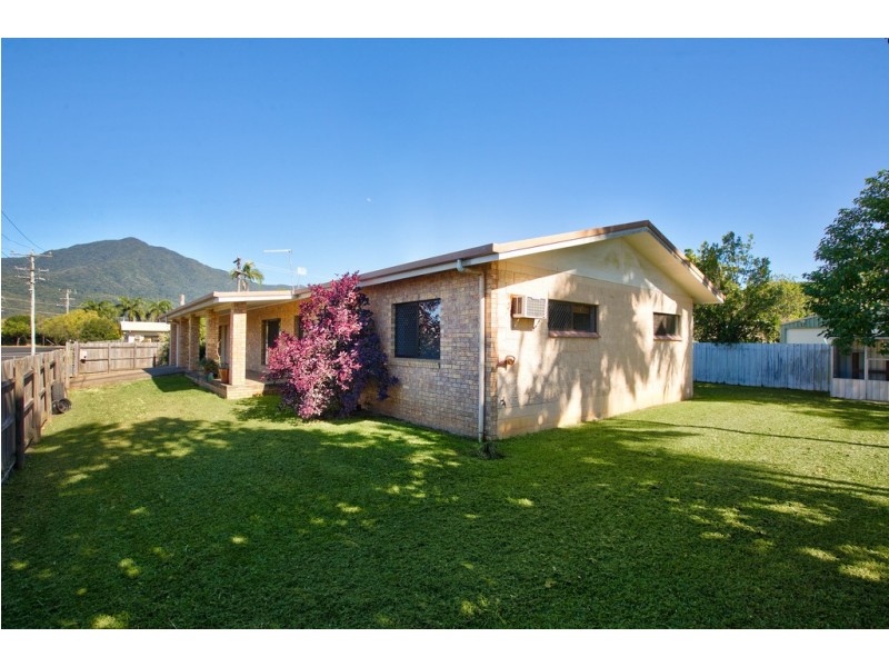 2 Witney Close, Edmonton QLD 4869