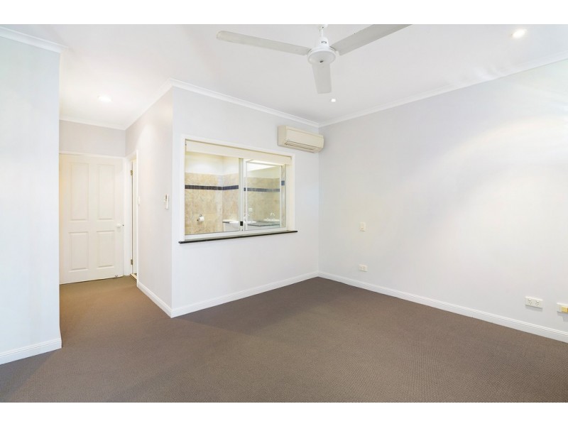 8/267 Esplanade, Cairns North QLD 4870