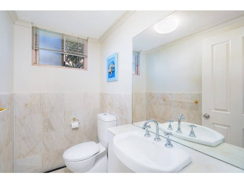 8/267 Esplanade, Cairns North QLD 4870