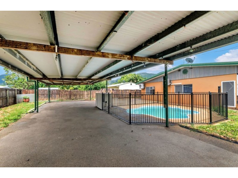 Bentley Park QLD 4869