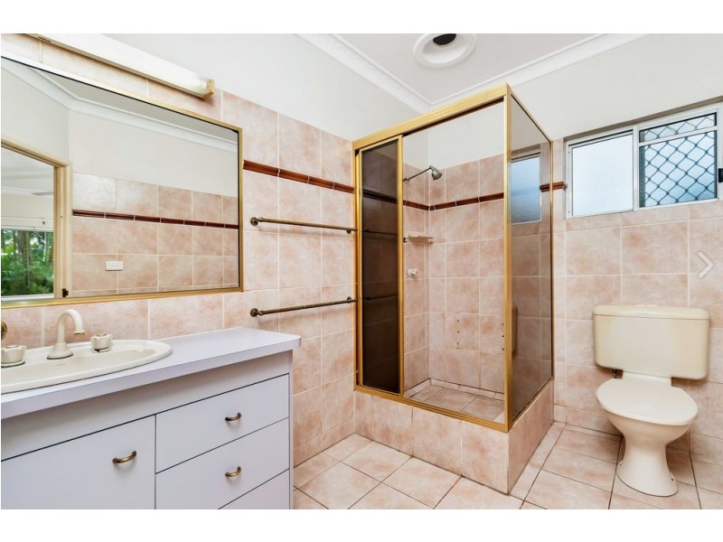 Bentley Park QLD 4869