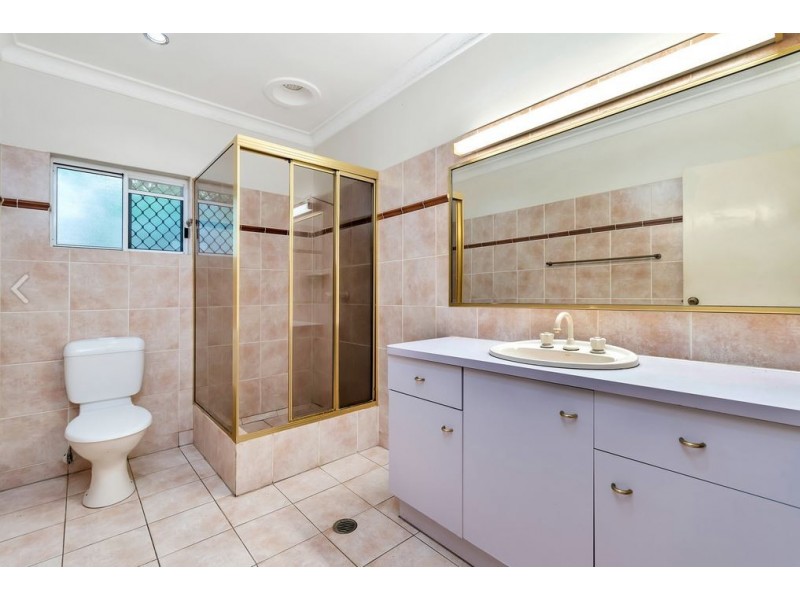 Bentley Park QLD 4869