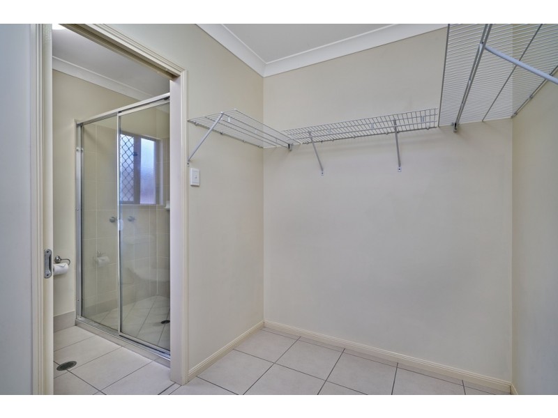 Bentley Park QLD 4869