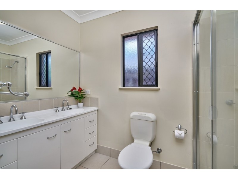 Bentley Park QLD 4869