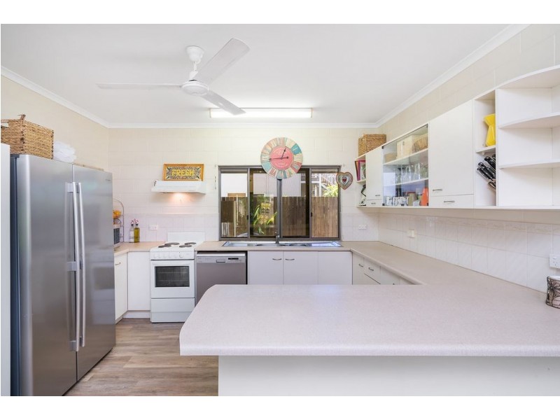 Bentley Park QLD 4869