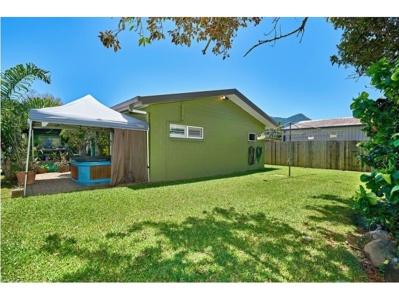 Bentley Park QLD 4869