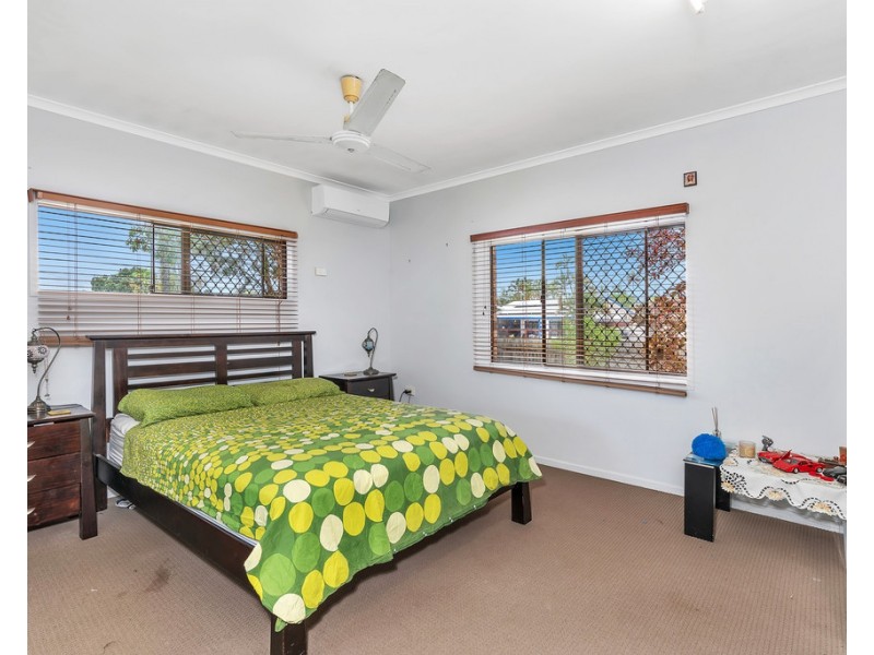 2 Witney Close, Edmonton QLD 4869