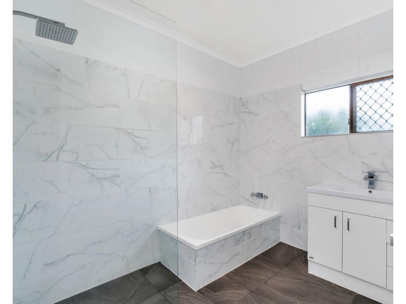 2 Witney Close, Edmonton QLD 4869