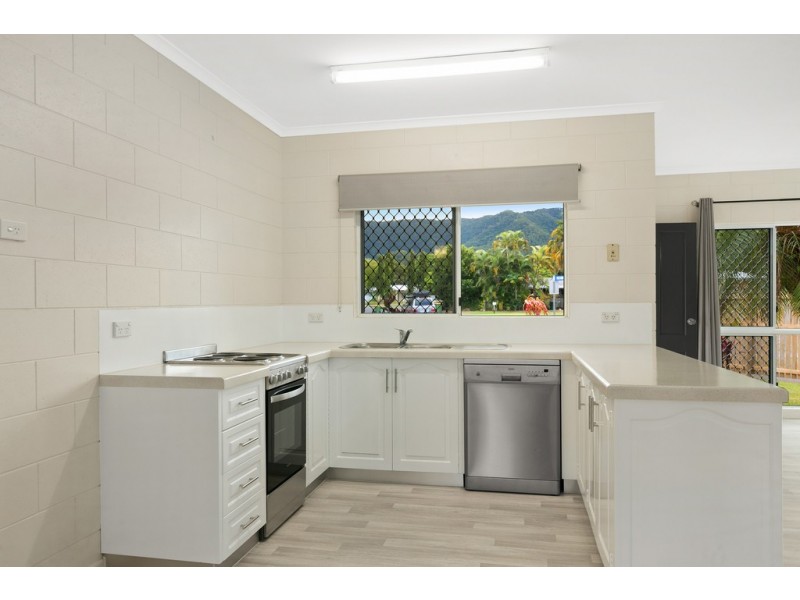 1 Bounty Close, Bentley Park QLD 4869