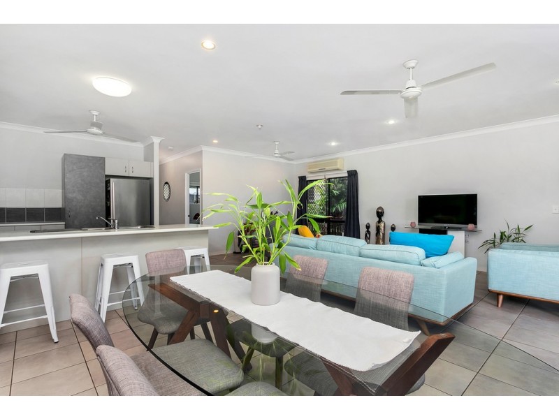 4 Whela Close, Bentley Park QLD 4869