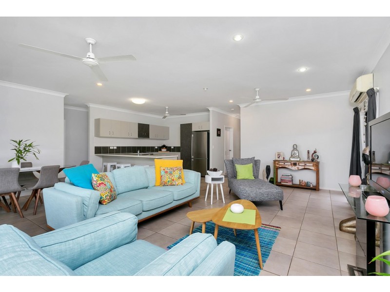 4 Whela Close, Bentley Park QLD 4869