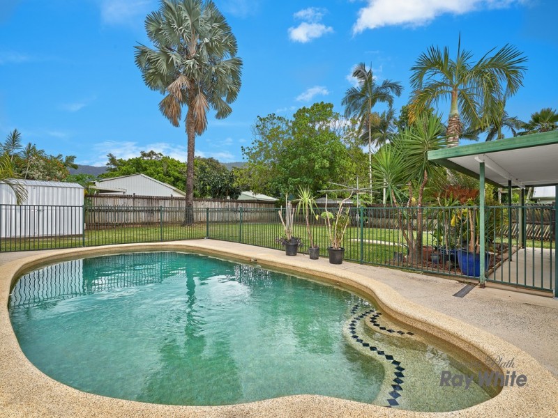 Bentley Park QLD 4869