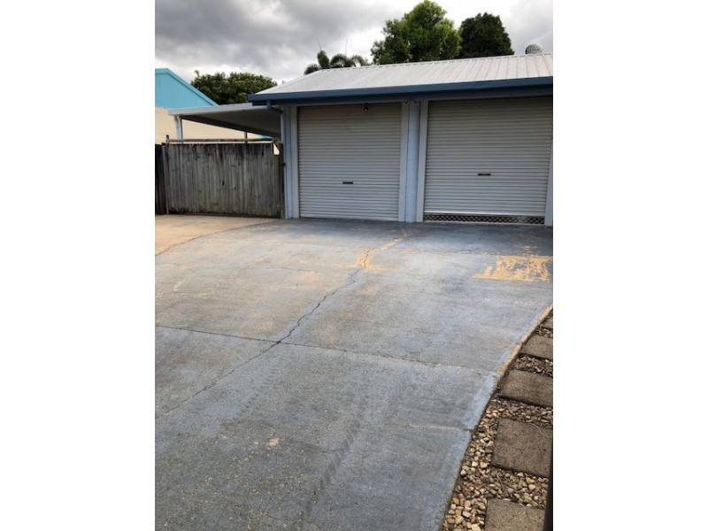 Bentley Park QLD 4869