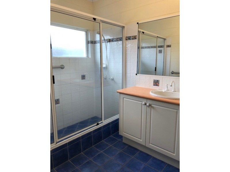 Bentley Park QLD 4869