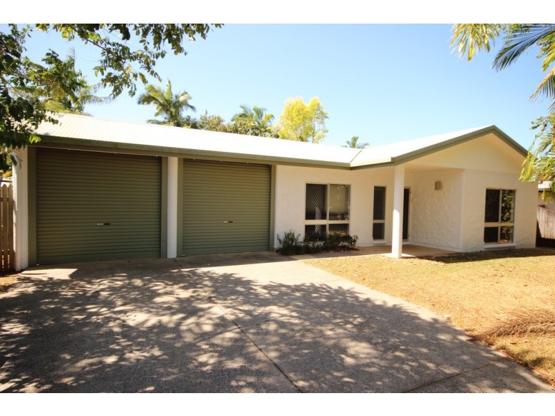 18 Resolution Drive, Bentley Park QLD 4869