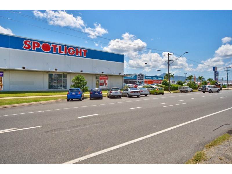 21/192-196 Mann Street, Westcourt QLD 4870