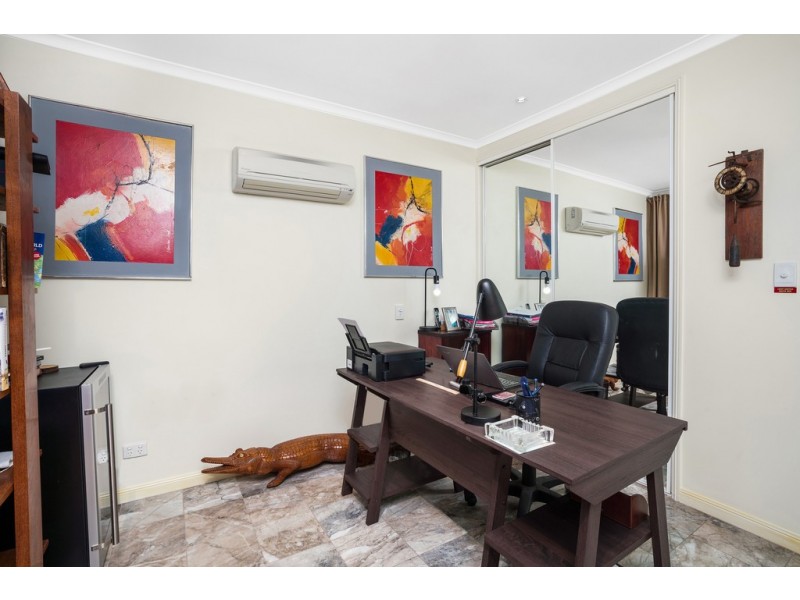 2/267-269 Esplanade, Cairns North QLD 4870