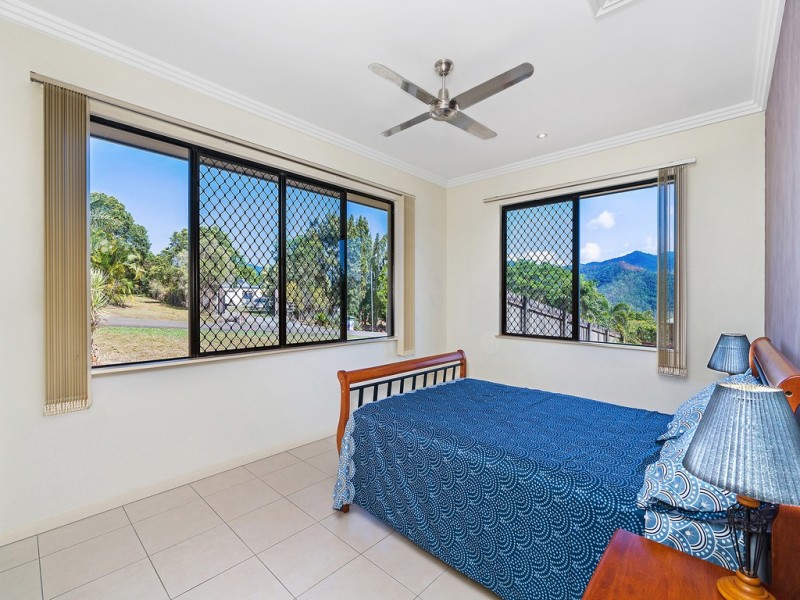 17-19 Costain Street, Goldsborough QLD 4865