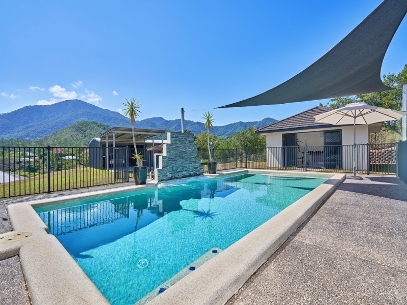 17-19 Costain Street, Goldsborough QLD 4865