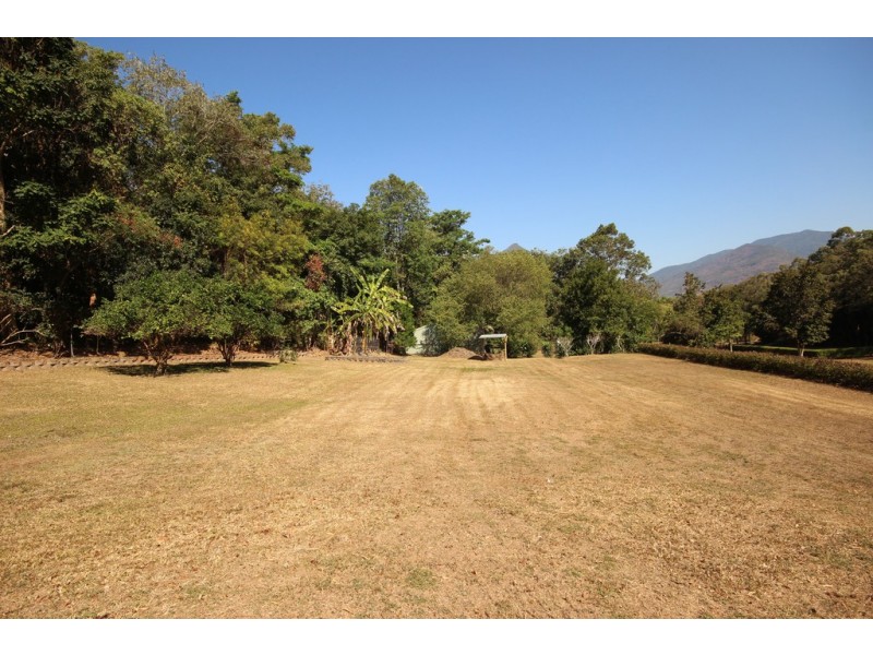 246-248 Dempsey Street, Gordonvale QLD 4865