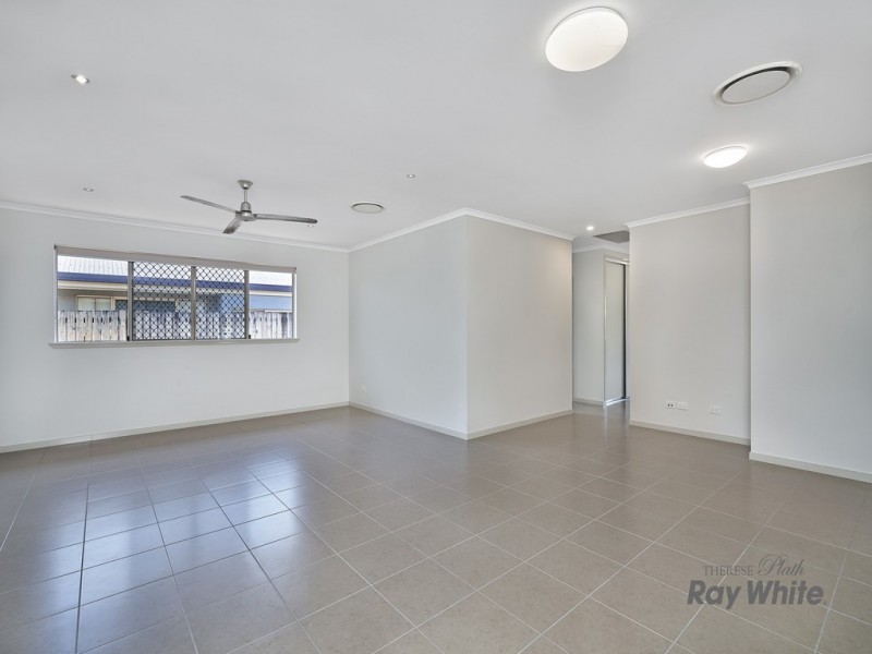 8 Mallory Close, Edmonton QLD 4869