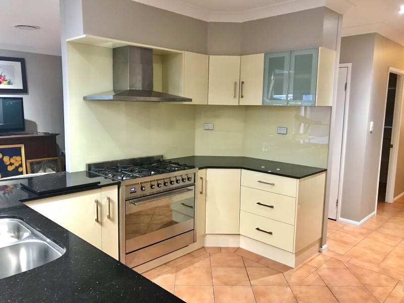 Bentley Park QLD 4869