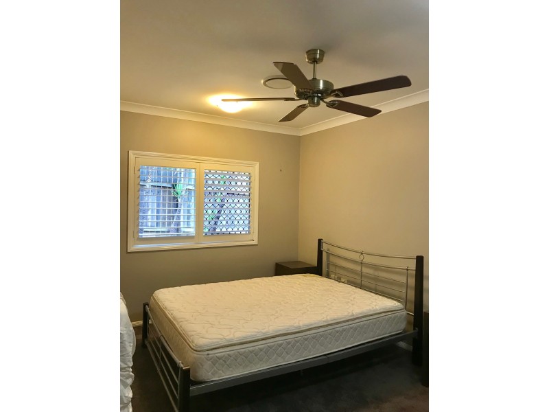 Bentley Park QLD 4869