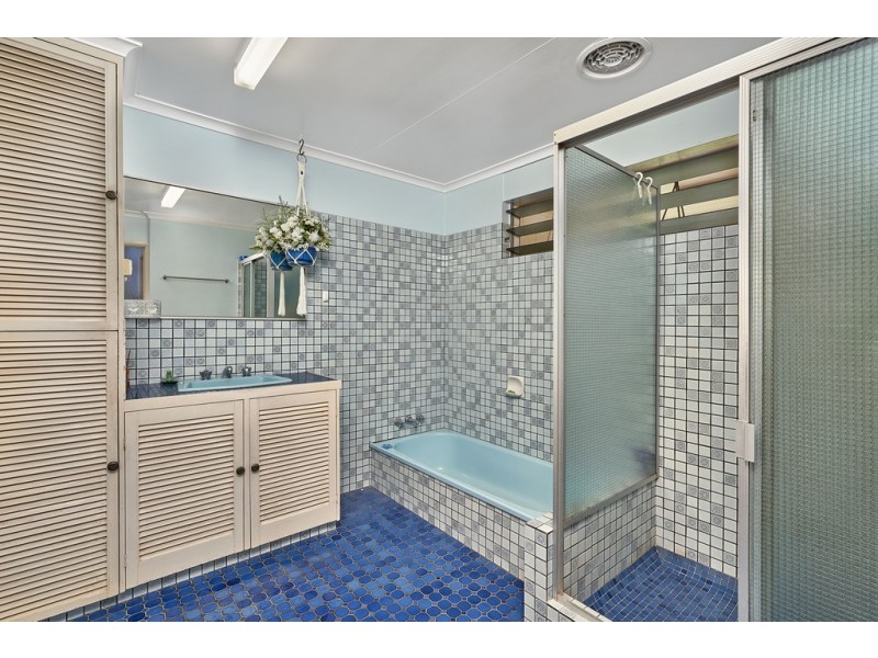 162 Toogood Road, Bayview Heights QLD 4868