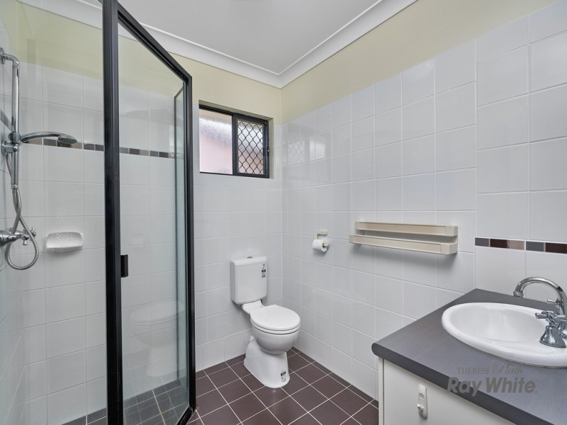 204 Timberlea Drive, Bentley Park QLD 4869