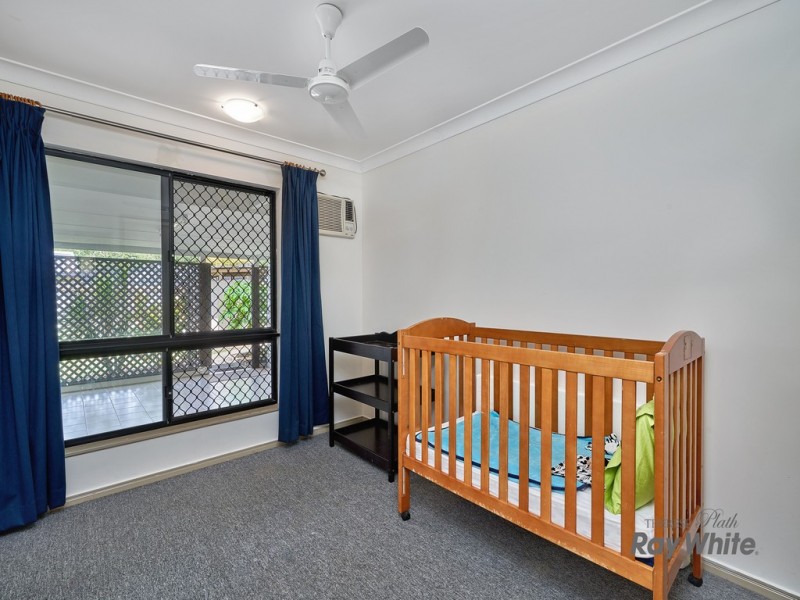 204 Timberlea Drive, Bentley Park QLD 4869