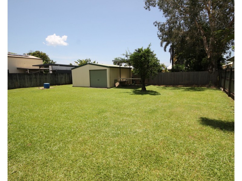 36 Queen Street, Edmonton QLD 4869