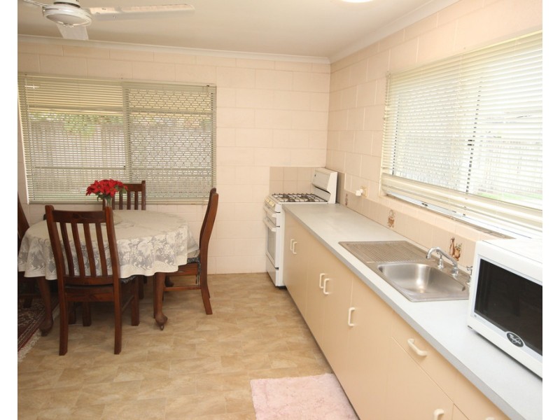 36 Queen Street, Edmonton QLD 4869