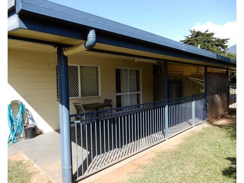 36 Queen Street, Edmonton QLD 4869