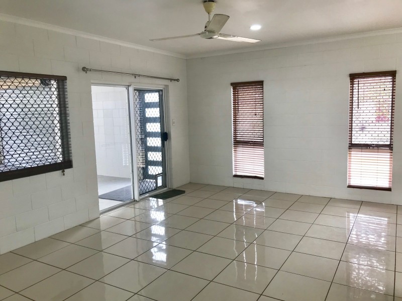 Bentley Park QLD 4869