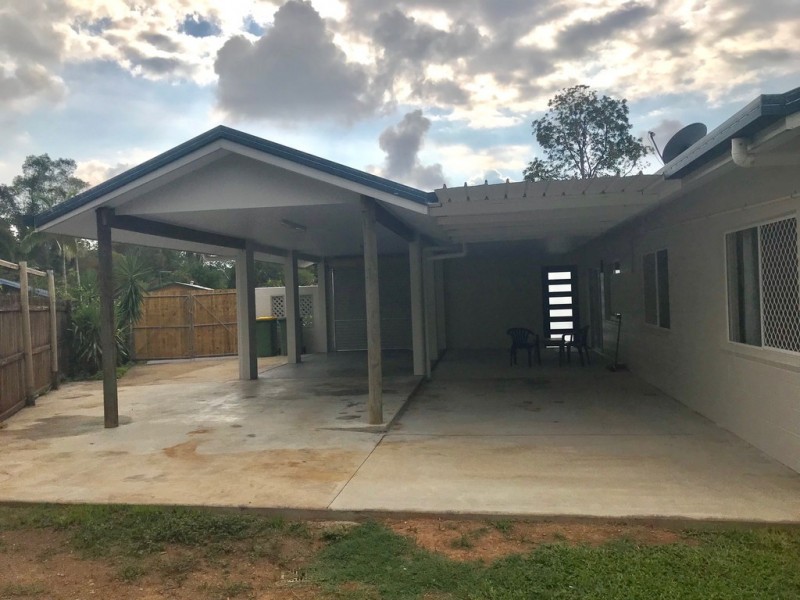 Bentley Park QLD 4869