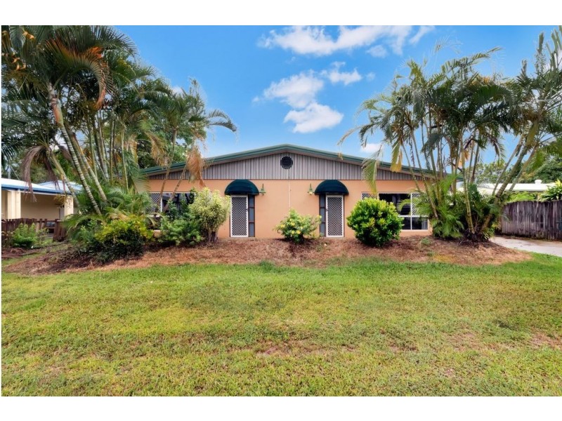 29 Robert Road, Bentley Park QLD 4869