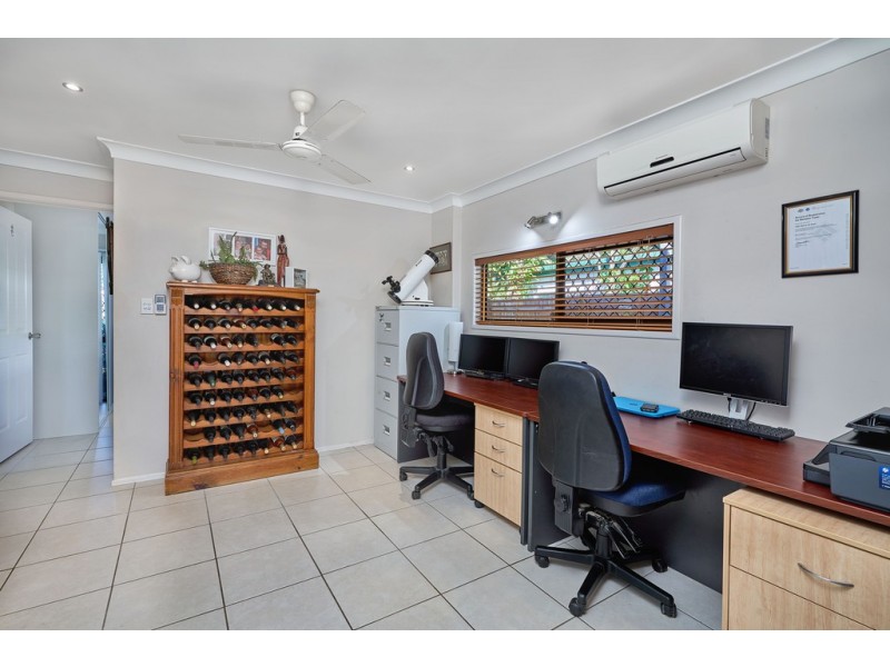 24 Fishburn Street, Bentley Park QLD 4869