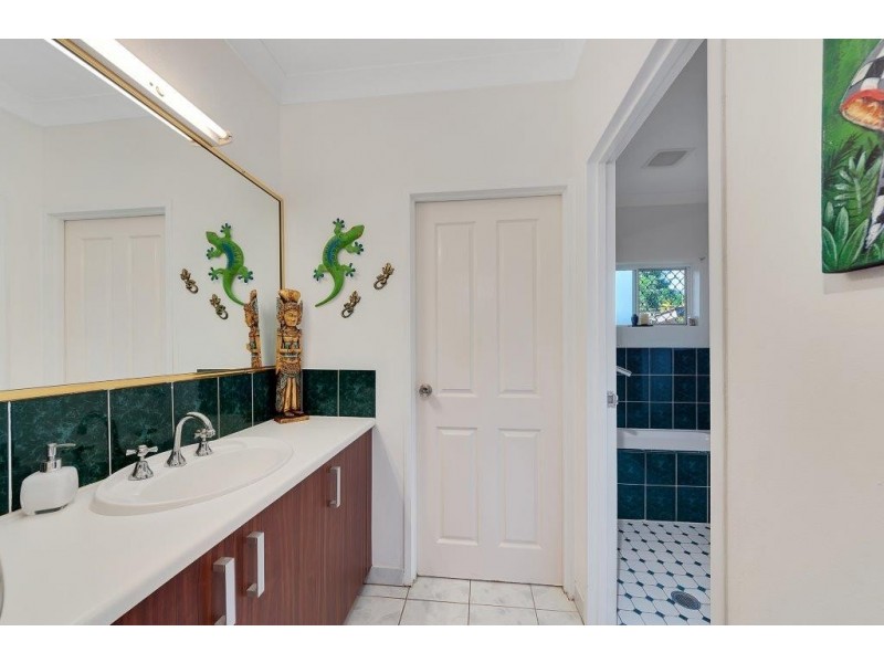 8 Tilse Close, Edmonton QLD 4869