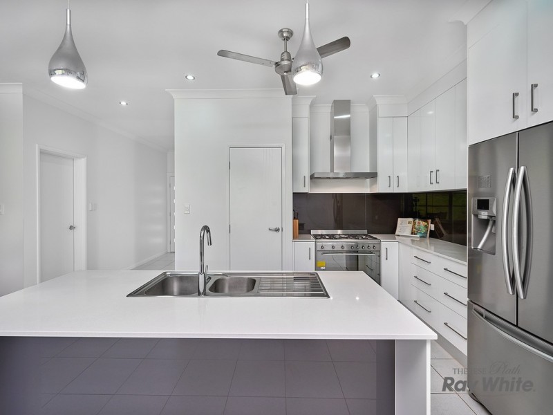 26-28 Placer Street, Goldsborough QLD 4865