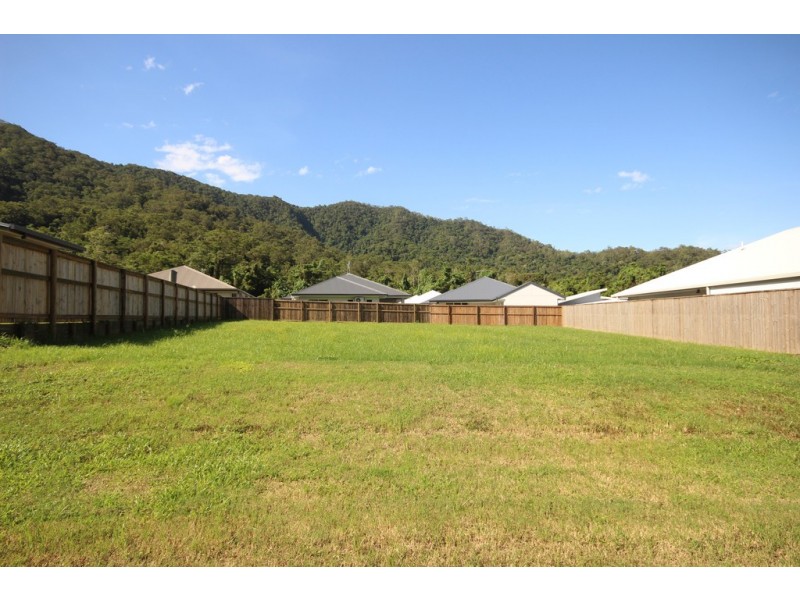 16 Outlook Drive, Bentley Park QLD 4869