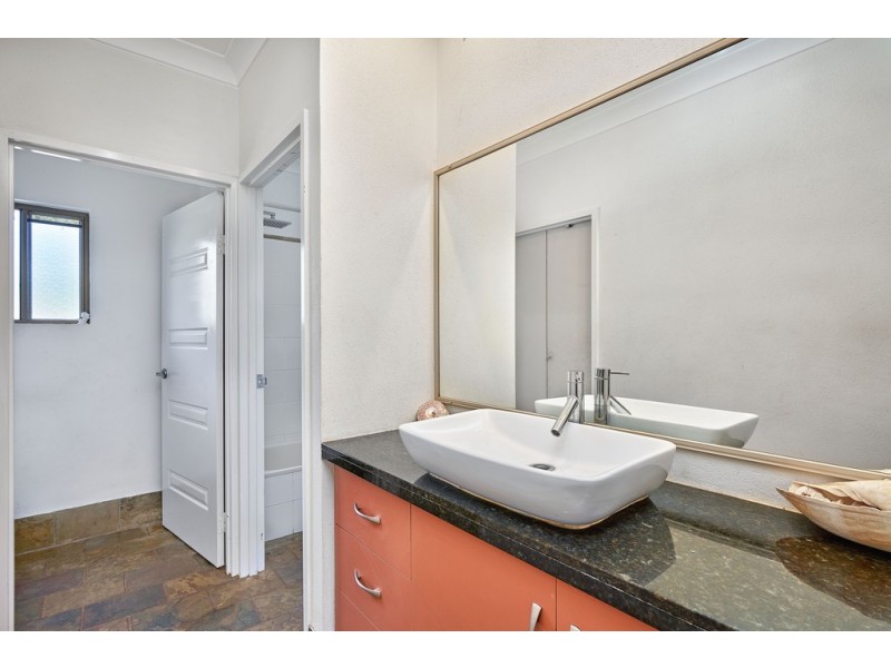 19 Powell Place, Bentley Park QLD 4869