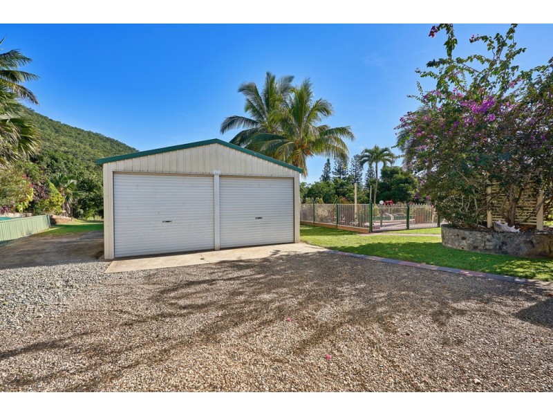 10-12 Briggs Close, Gordonvale QLD 4865