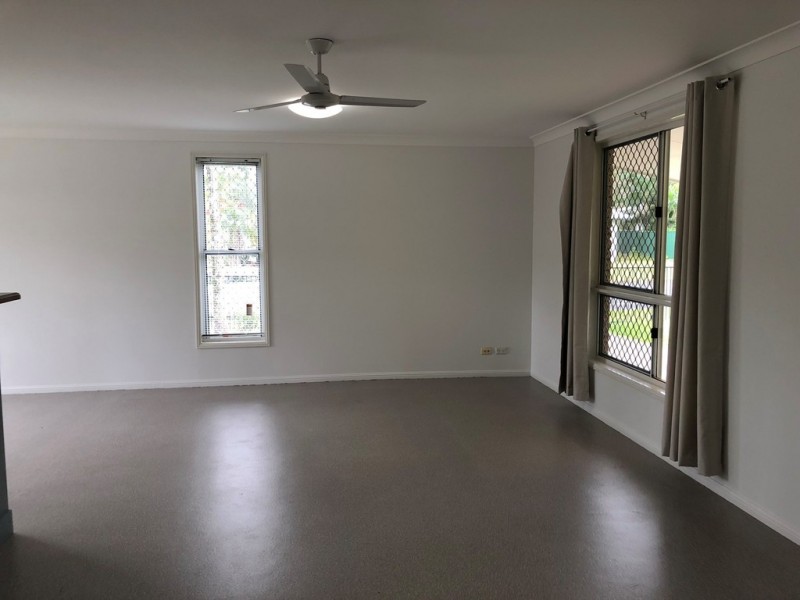 Bentley Park QLD 4869