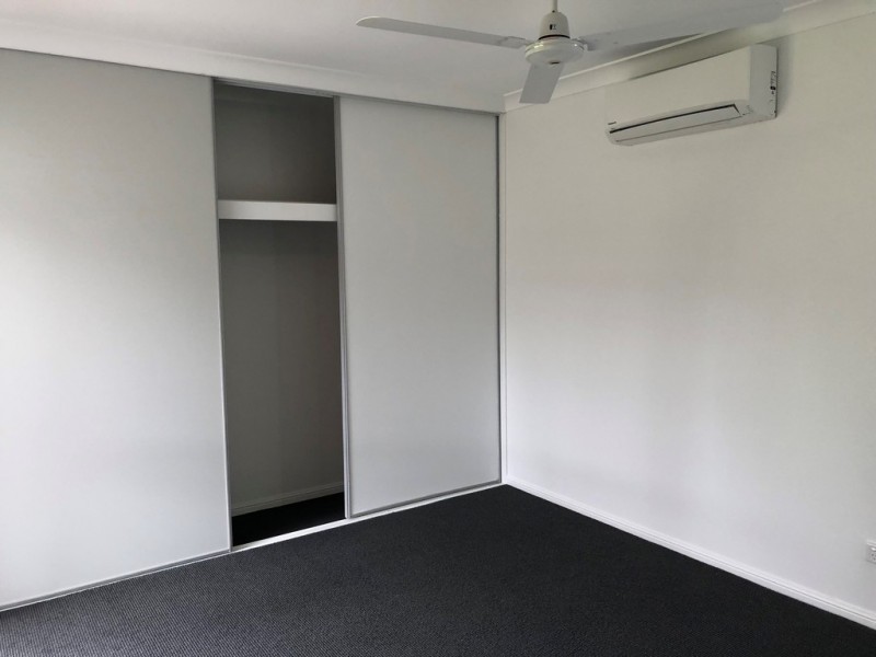 Bentley Park QLD 4869