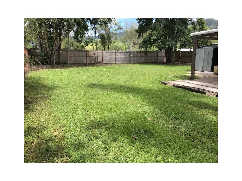 Bentley Park QLD 4869