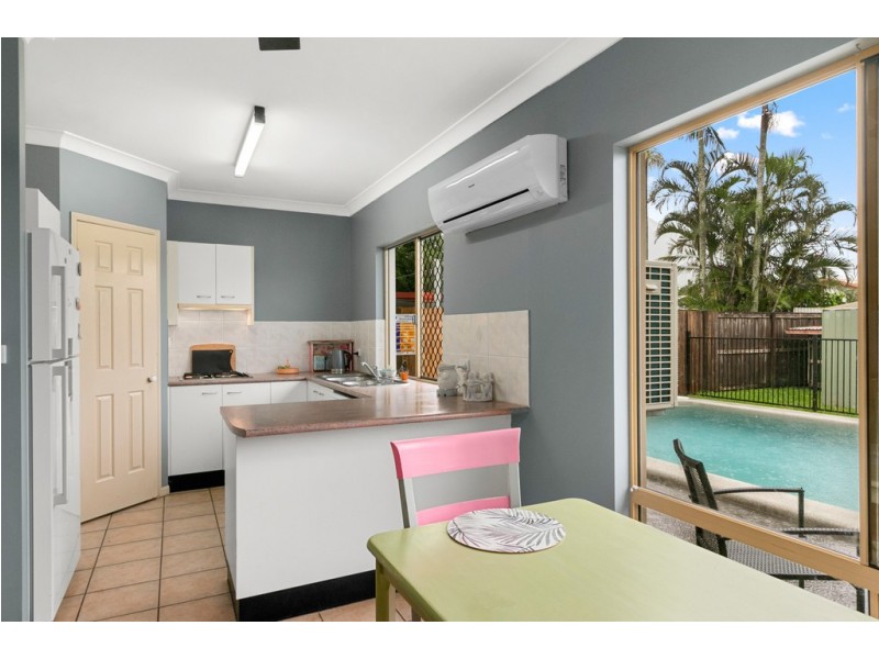 61 Giffin Road, White Rock QLD 4868